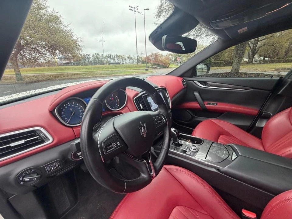 2018 Maserati Ghibli 3rd Gen - Image 8 of 21
