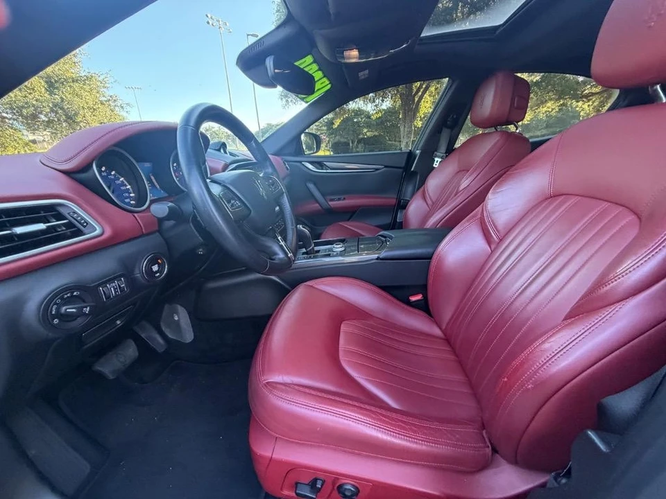 2018 Maserati Ghibli 3rd Gen - Image 8 of 31