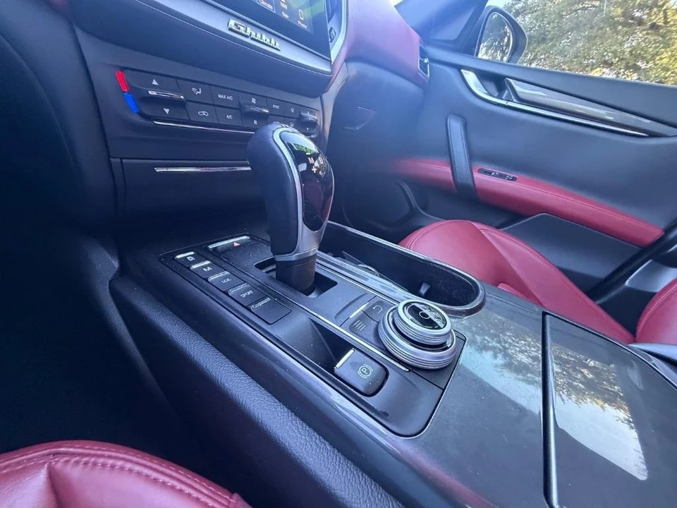 2018 Maserati Ghibli 3rd Gen - Image 20 of 31