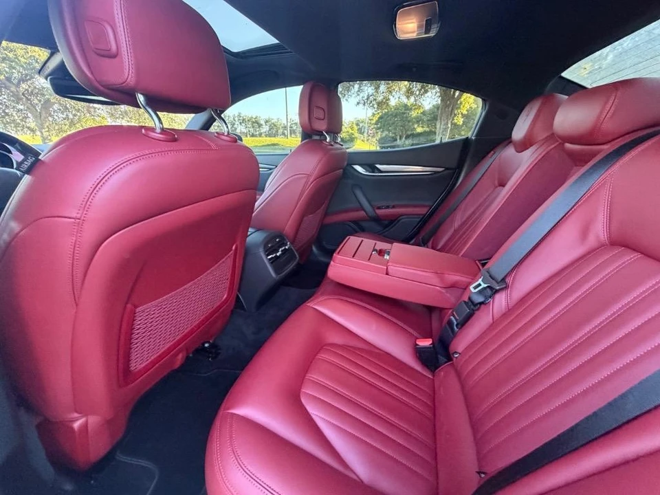 2018 Maserati Ghibli 3rd Gen - Image 27 of 31