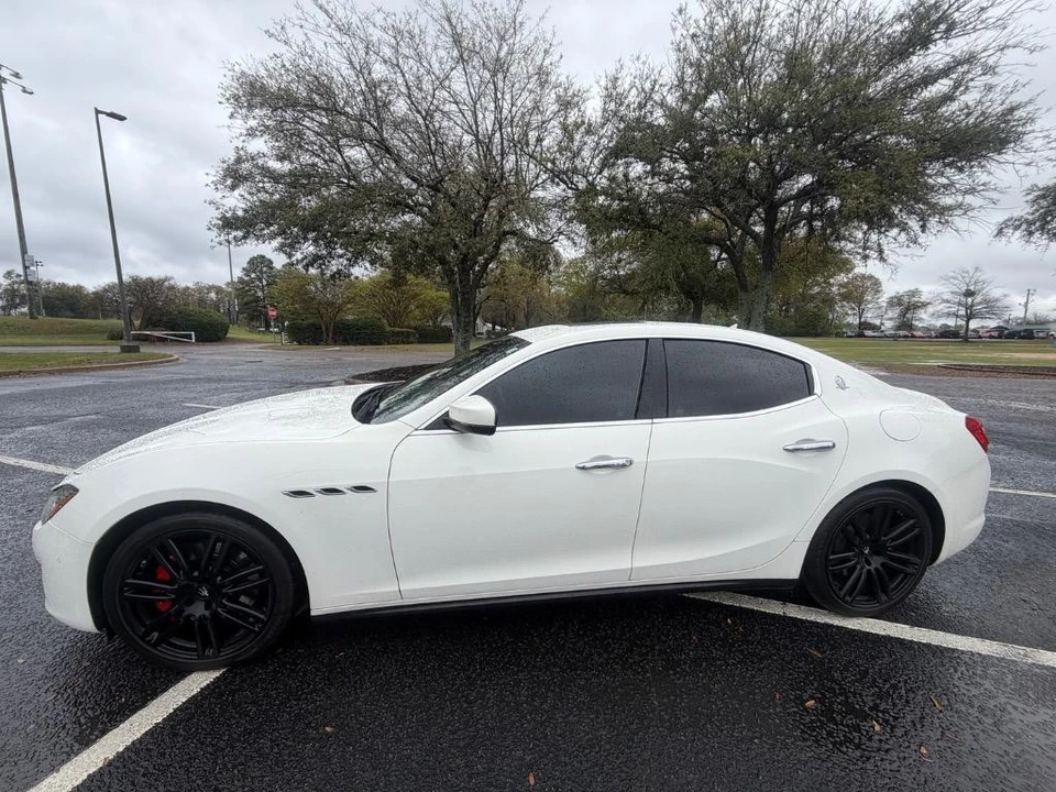 2018 Maserati Ghibli 3rd Gen - Image 2 of 21