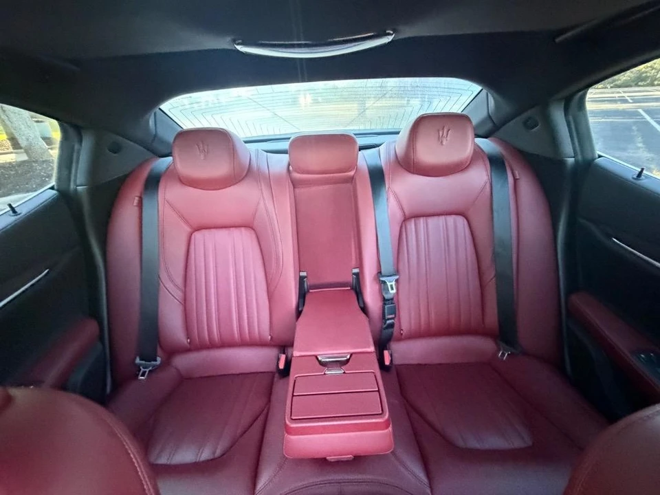 2018 Maserati Ghibli 3rd Gen - Image 26 of 31