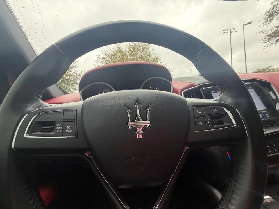 2018 Maserati Ghibli 3rd Gen - Image 9 of 21