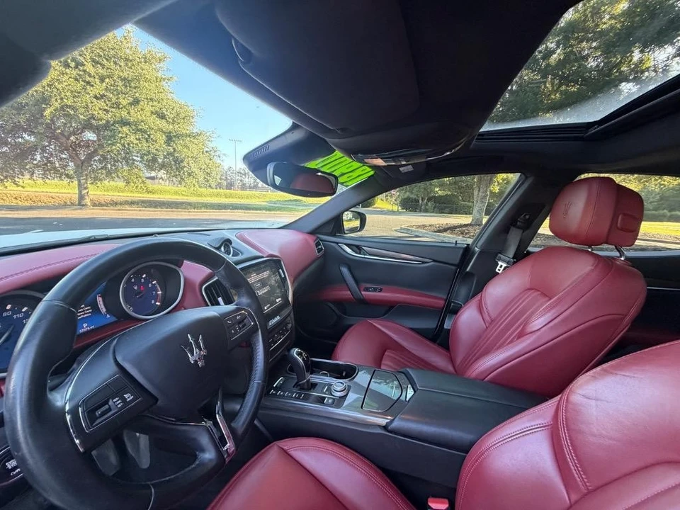 2018 Maserati Ghibli 3rd Gen - Image 12 of 31