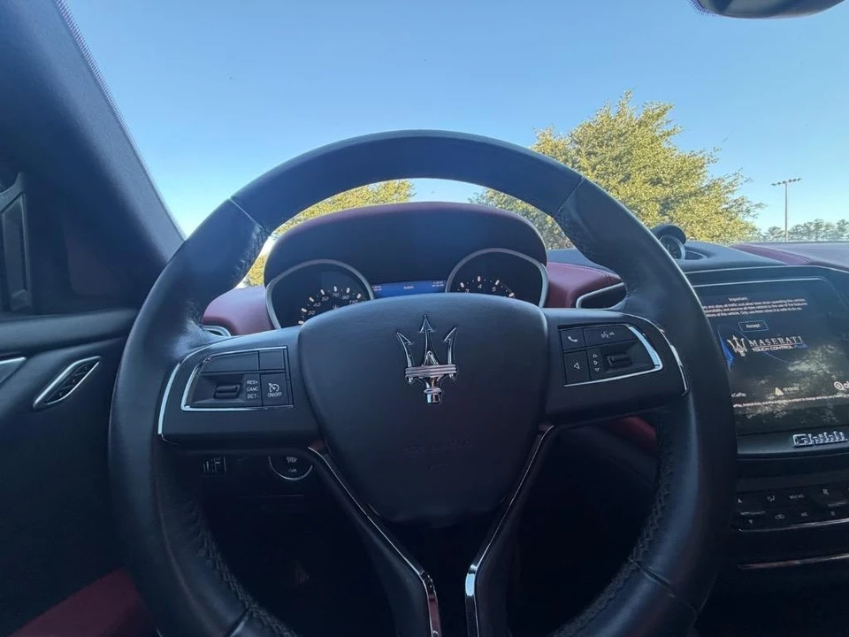 2018 Maserati Ghibli 3rd Gen - Image 14 of 31
