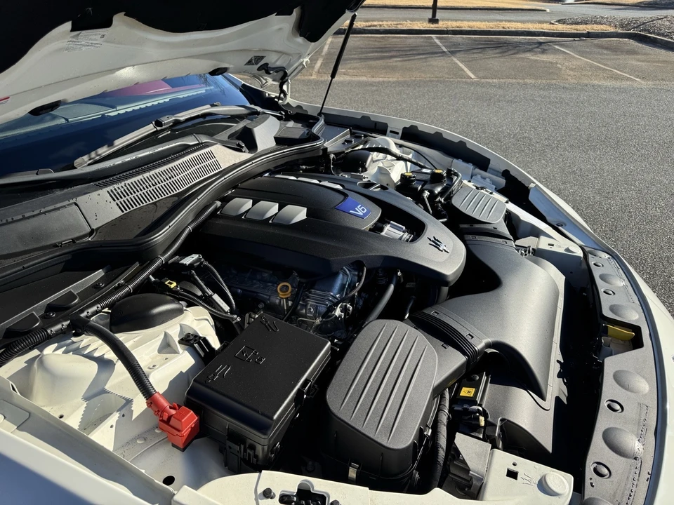 2018 Maserati Ghibli 3rd Gen - Image 28 of 31