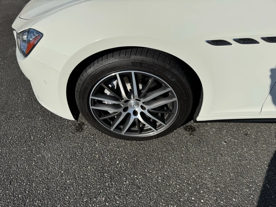2018 Maserati Ghibli 3rd Gen - Image 2 of 21