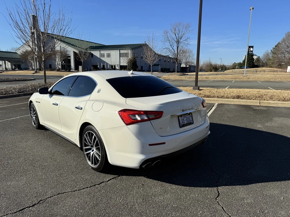 2018 Maserati Ghibli 3rd Gen - Image 13 of 21