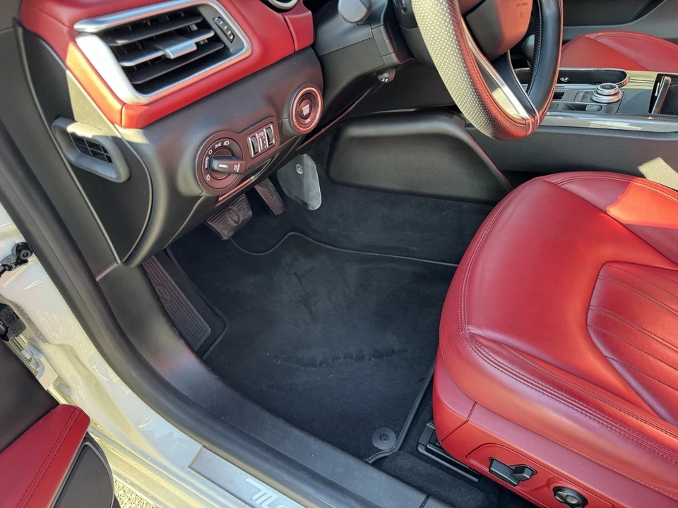 2018 Maserati Ghibli 3rd Gen - Image 9 of 31