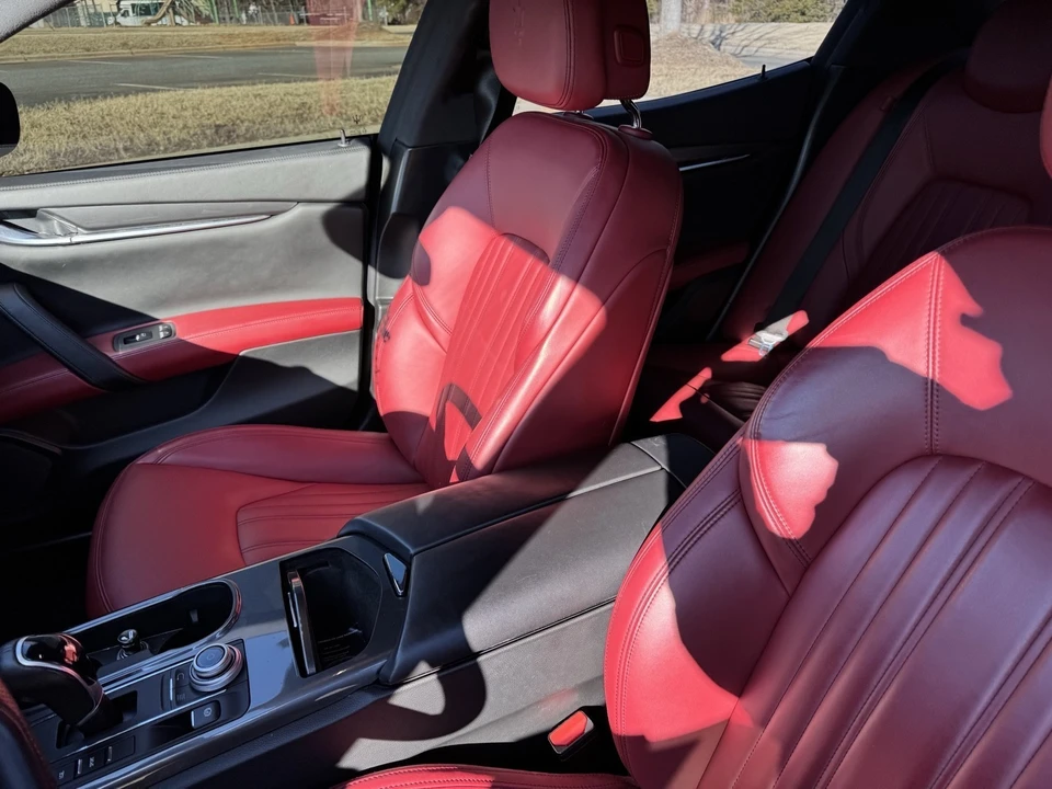2018 Maserati Ghibli 3rd Gen - Image 5 of 31