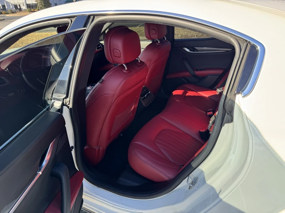 2018 Maserati Ghibli 3rd Gen - Image 8 of 31