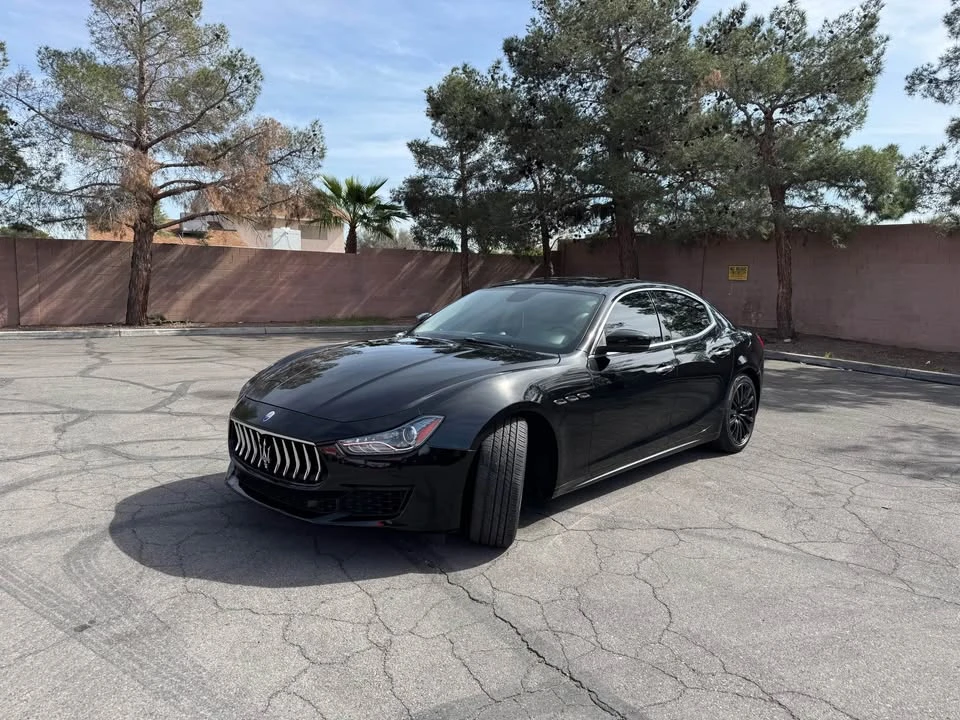 2018 Maserati Ghibli 3rd Gen - Image 2 of 13