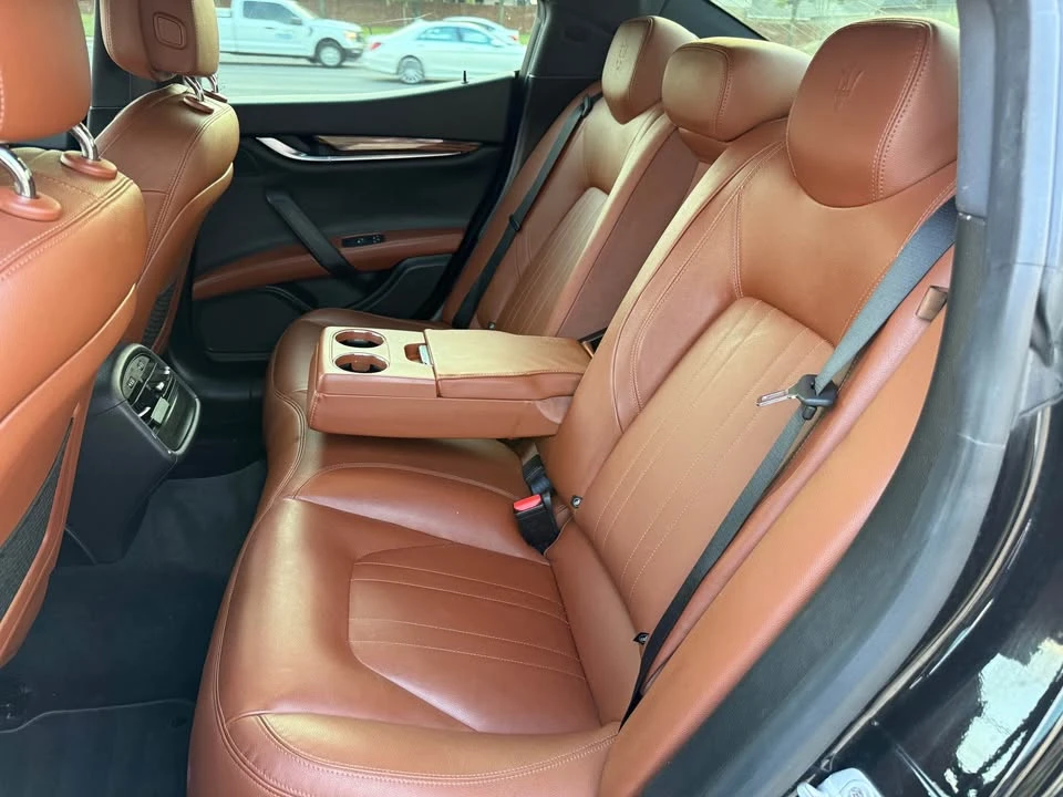 2018 Maserati Ghibli 3rd Gen - Image 13 of 19