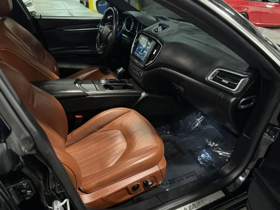 2018 Maserati Ghibli 3rd Gen - Image 19 of 20