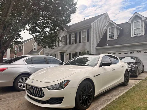 2018 Maserati Ghibli