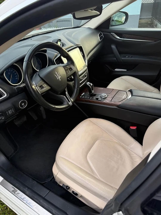2018 Maserati Ghibli 3rd Gen - Image 8 of 12