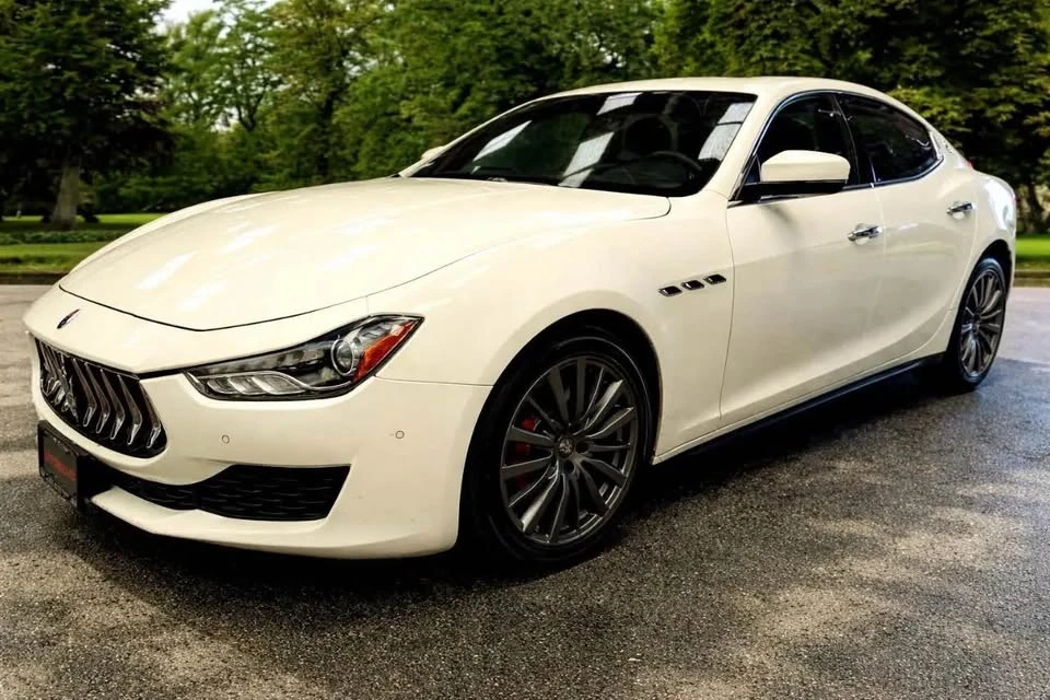2018 Maserati Ghibli 3rd Gen - Image 2 of 13
