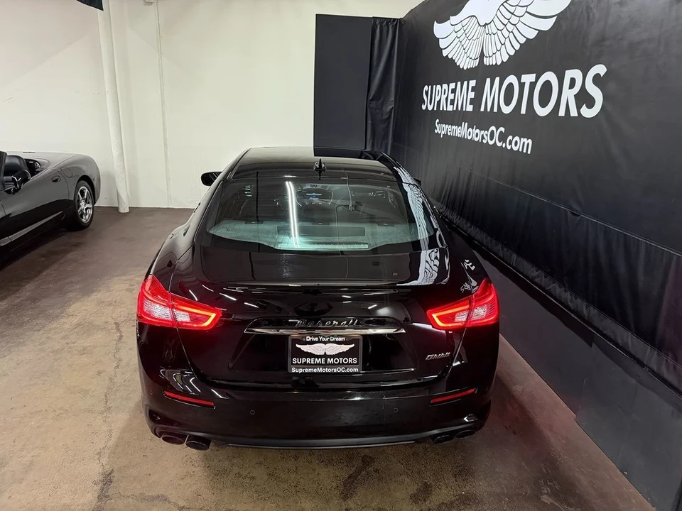 2018 Maserati Ghibli 3rd Gen - Image 9 of 12