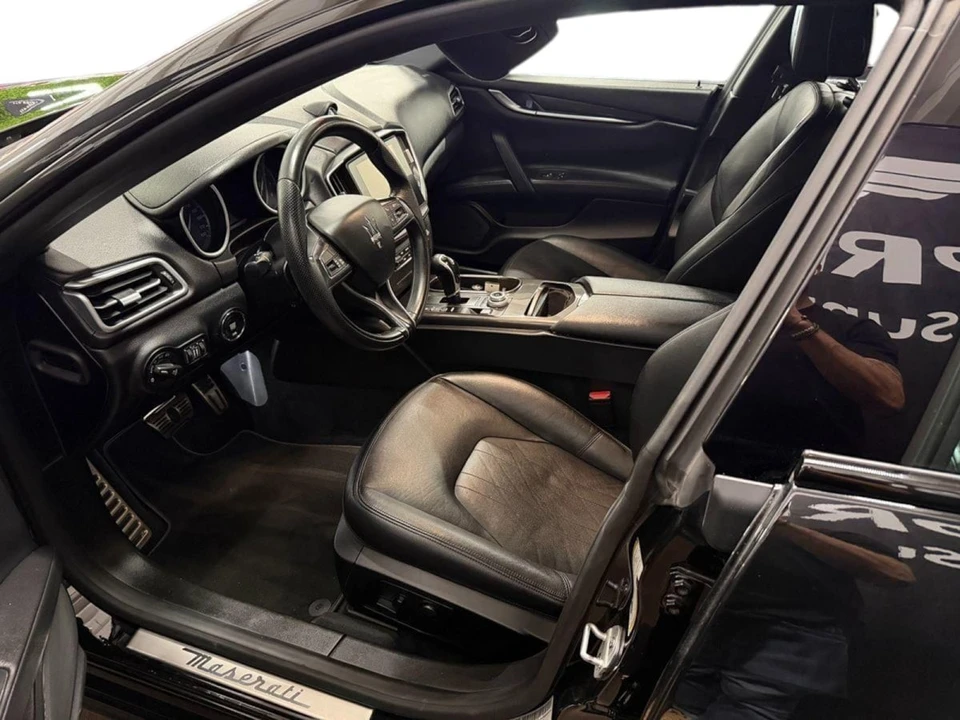 2018 Maserati Ghibli 3rd Gen - Image 12 of 21