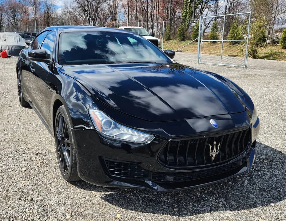 2018 Maserati Ghibli 3rd Gen - Image 2 of 20