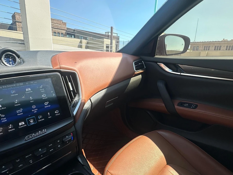 2018 Maserati Ghibli 3rd Gen - Image 10 of 16