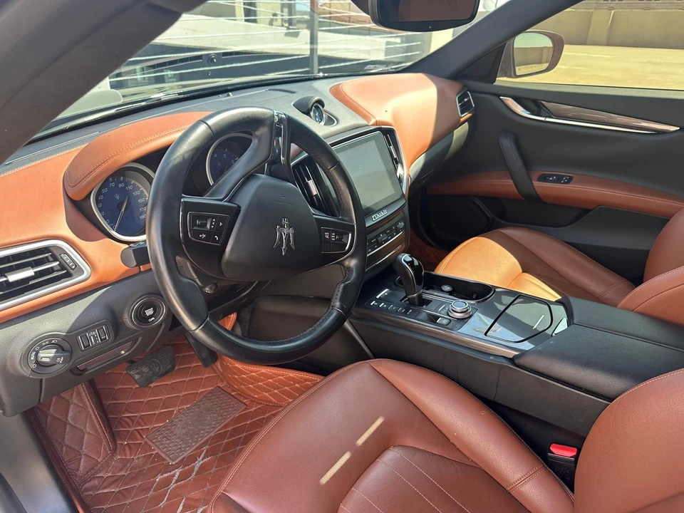 2018 Maserati Ghibli 3rd Gen - Image 14 of 16