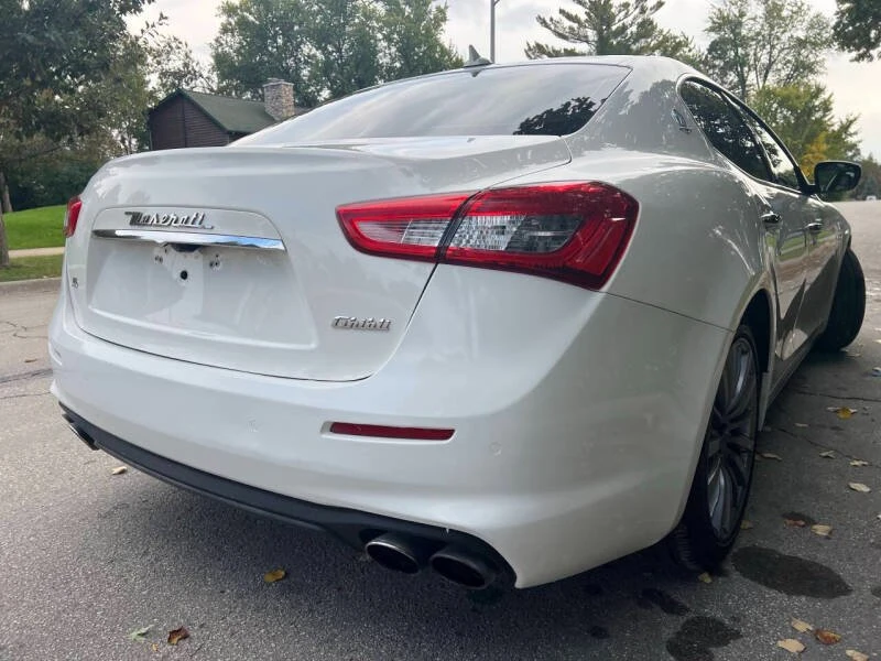 2018 Maserati Ghibli 3rd Gen - Image 5 of 20