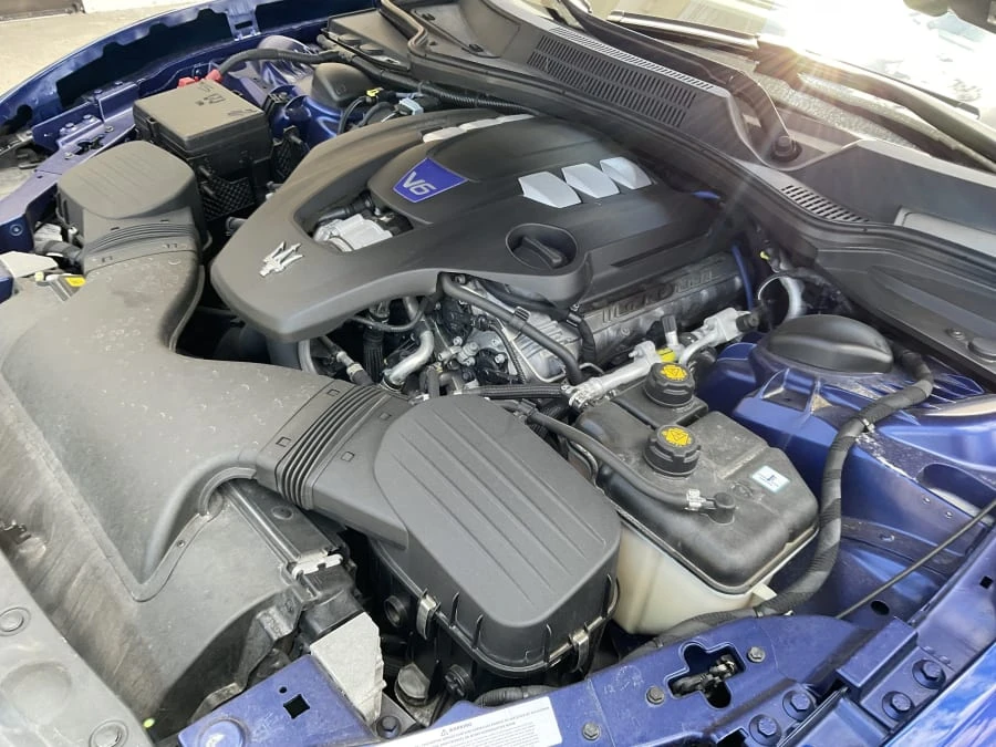 2018 Maserati Ghibli 3rd Gen - Image 9 of 11