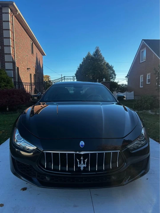2018 Maserati Ghibli 3rd Gen - Image 2 of 18