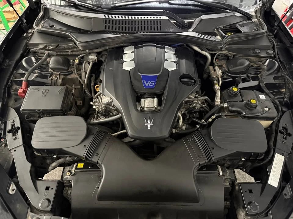 2018 Maserati Ghibli 3rd Gen - Image 12 of 17