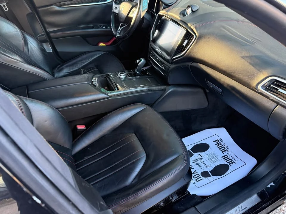 2018 Maserati Ghibli 3rd Gen - Image 15 of 17
