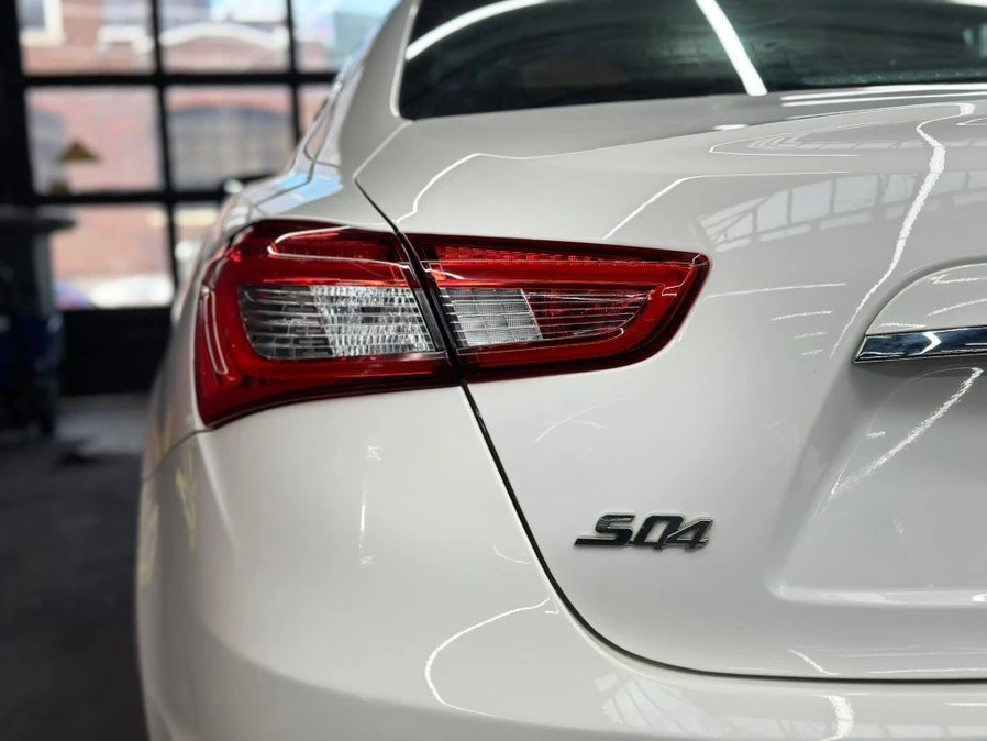 2018 Maserati Ghibli 3rd Gen - Image 9 of 20