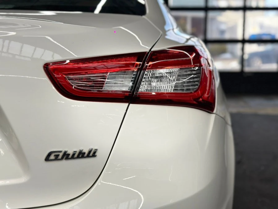 2018 Maserati Ghibli 3rd Gen - Image 8 of 20