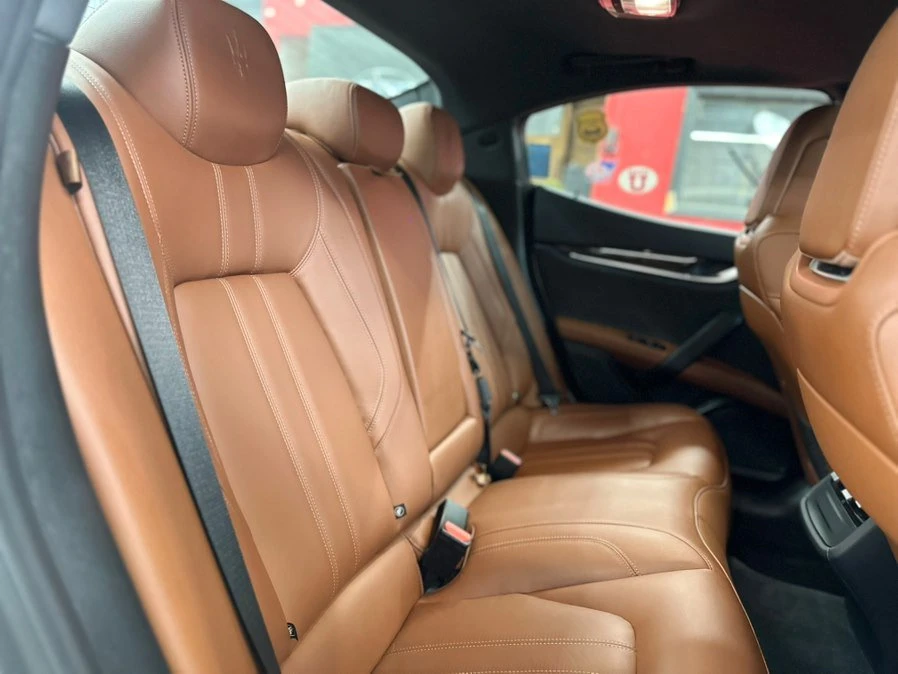 2018 Maserati Ghibli 3rd Gen - Image 13 of 20