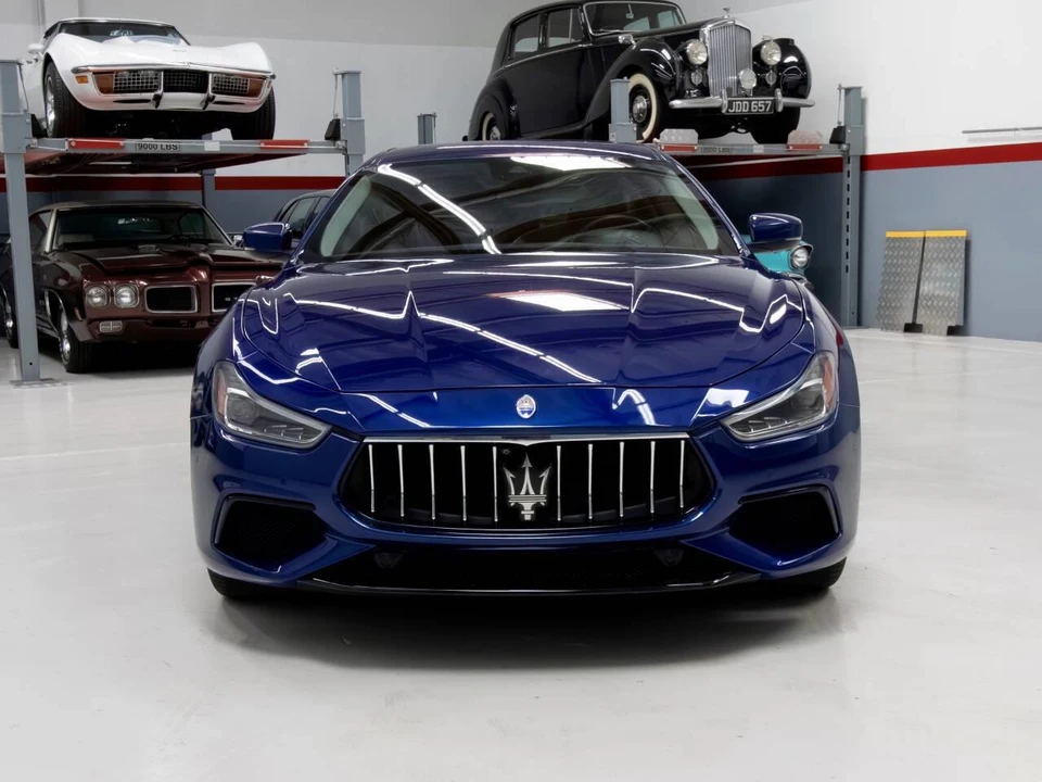 2018 Maserati Ghibli 3rd Gen - Image 3 of 31