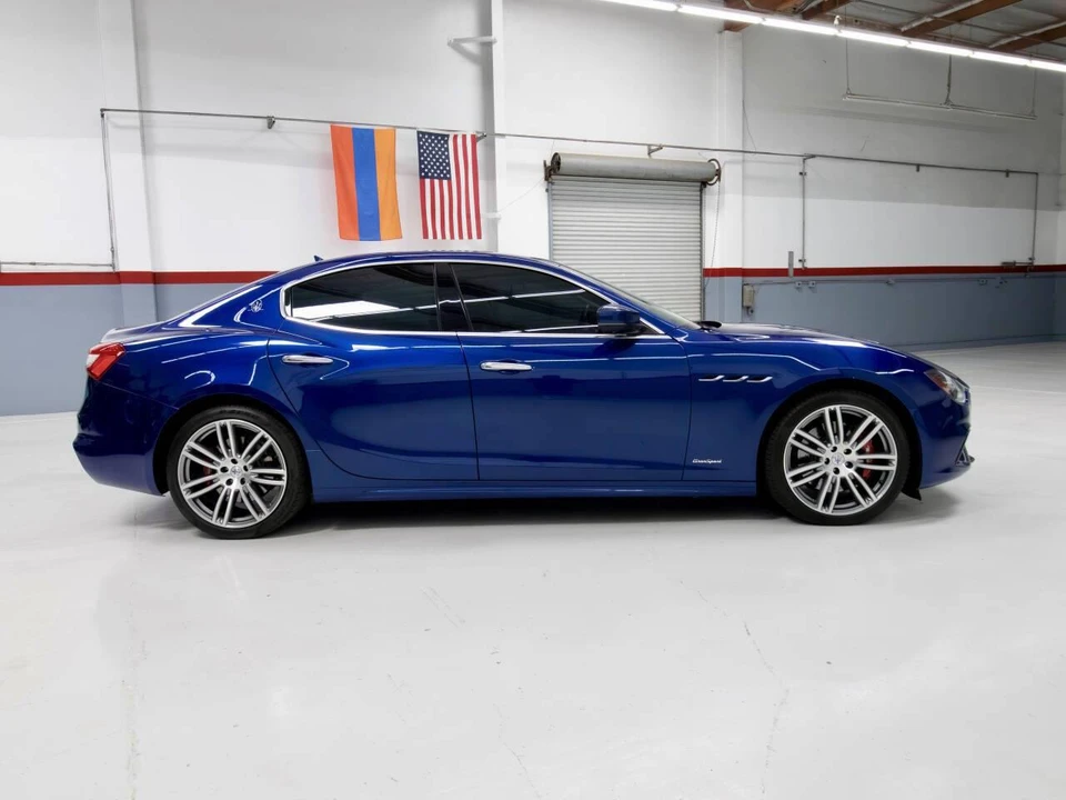 2018 Maserati Ghibli 3rd Gen - Image 5 of 31