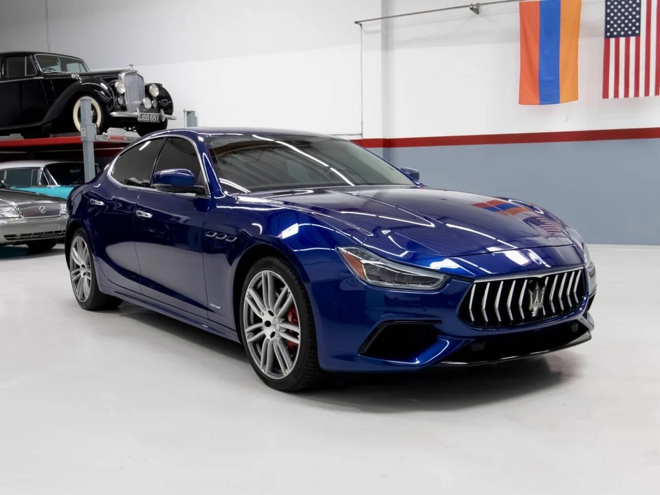 2018 Maserati Ghibli 3rd Gen - Image 4 of 31