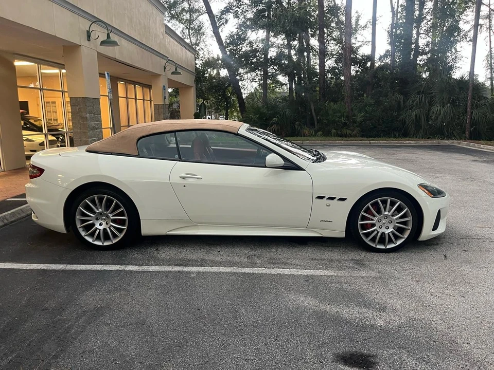 2018 Maserati GranTurismo 1st Gen - Image 17 of 31