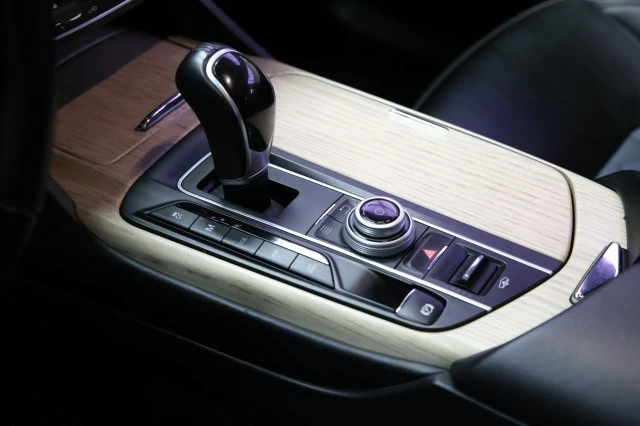 2018 Maserati Levante - Image 22 of 24