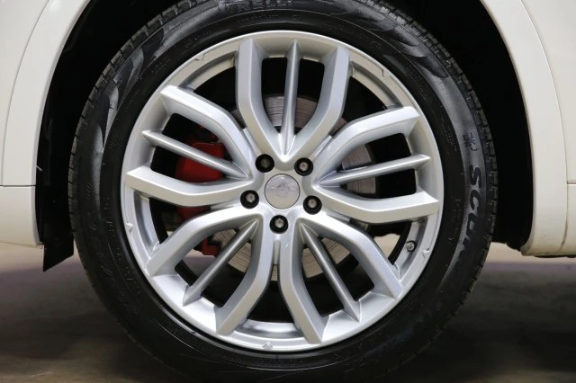 2018 Maserati Levante - Image 14 of 24