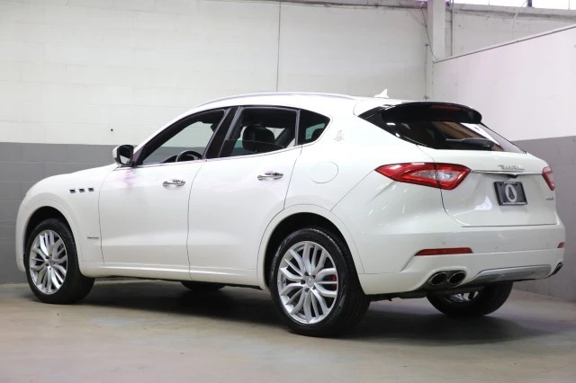 2018 Maserati Levante - Image 15 of 24