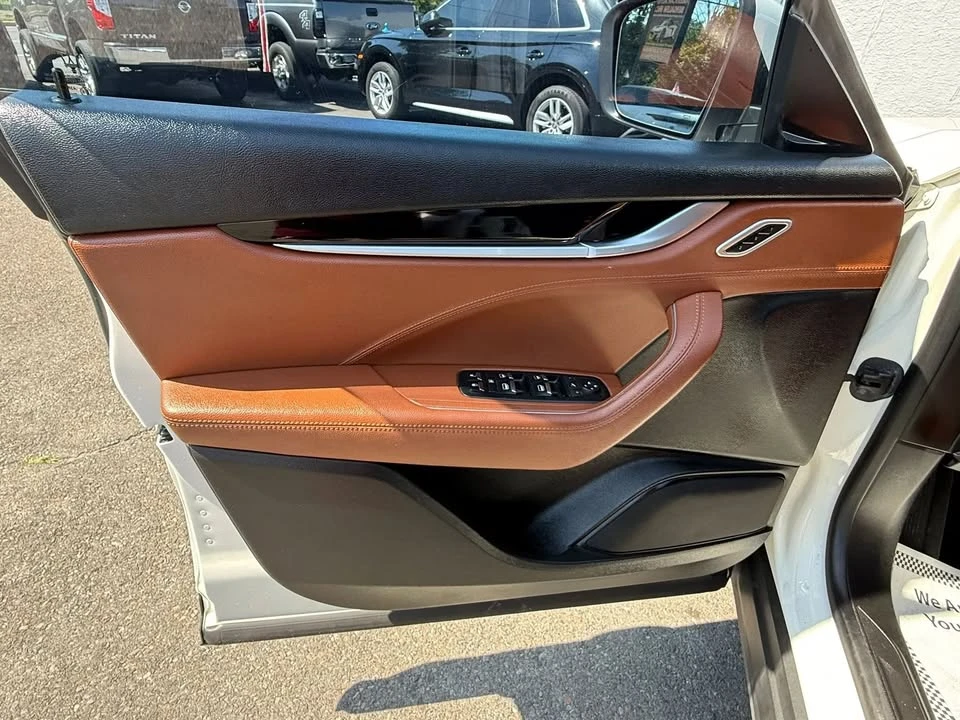 2018 Maserati Levante - Image 7 of 20
