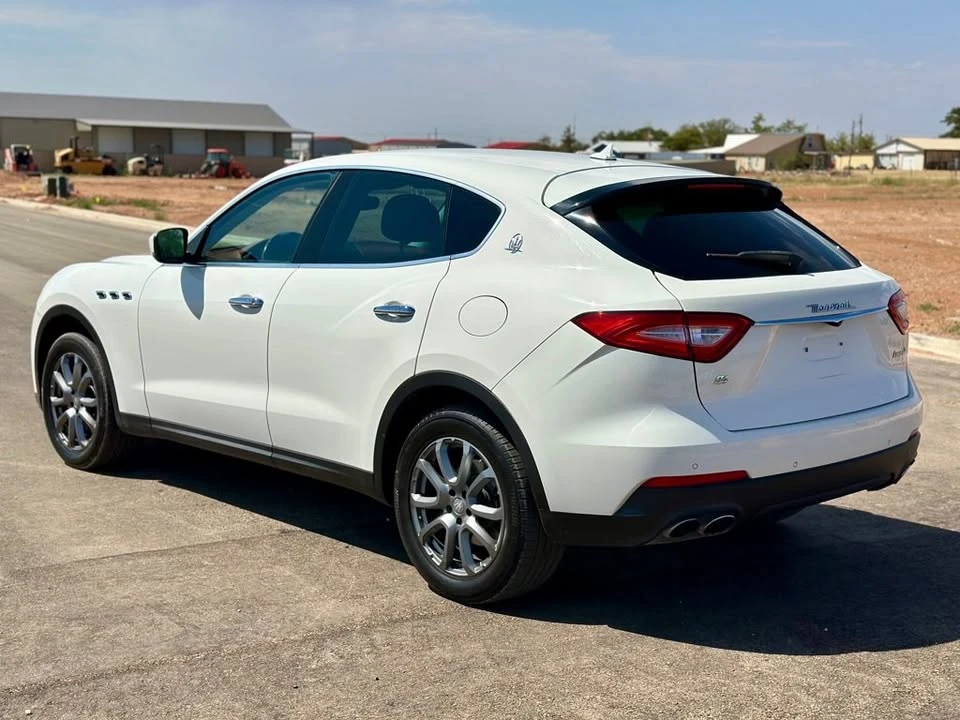 2018 Maserati Levante - Image 8 of 18