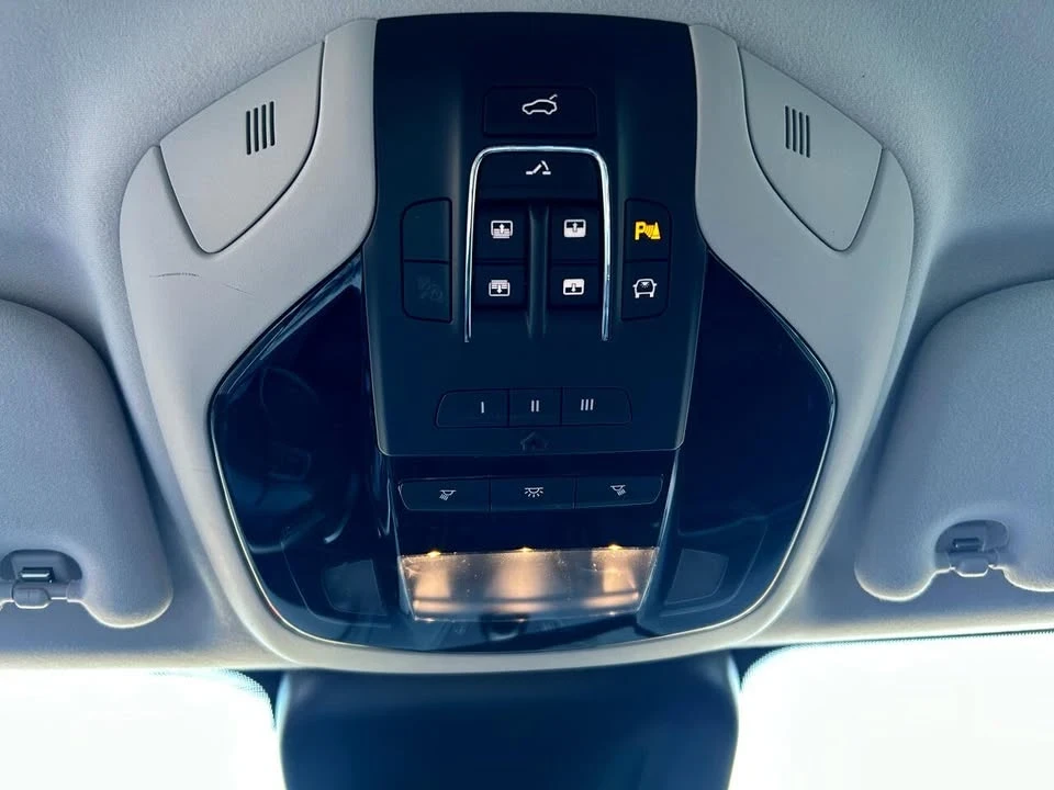 2018 Maserati Levante - Image 13 of 20