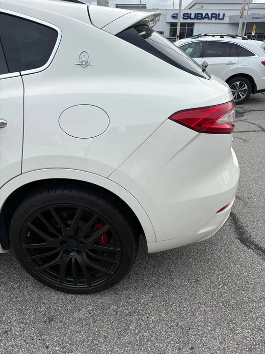 2018 Maserati Levante - Image 9 of 19