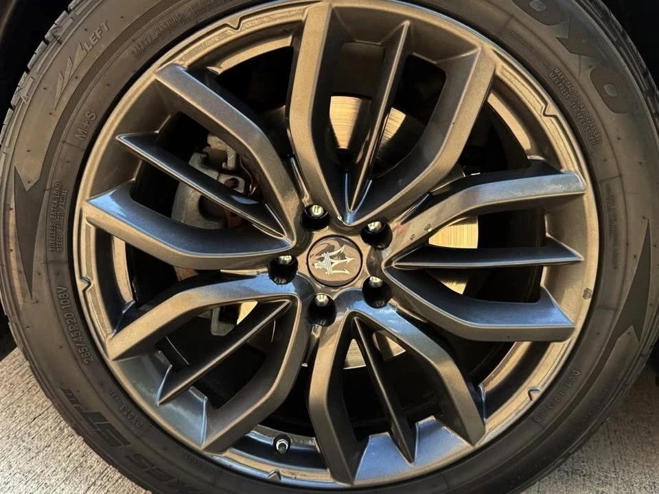 2018 Maserati Levante - Image 11 of 20