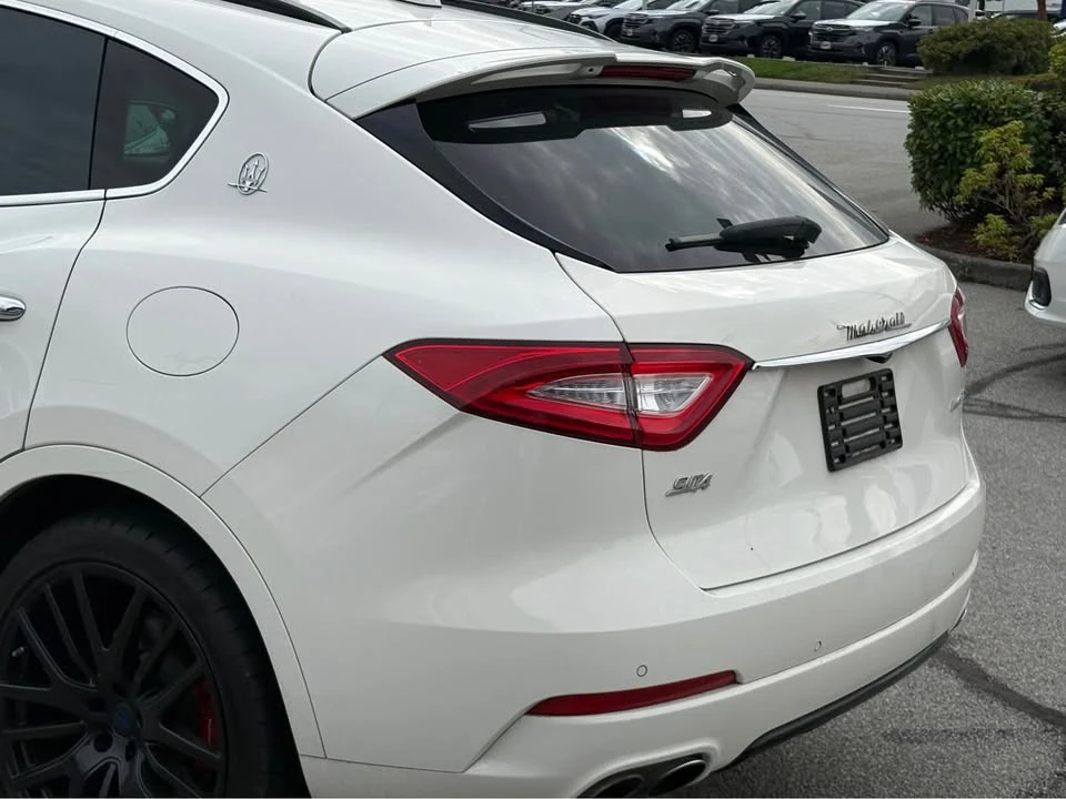 2018 Maserati Levante - Image 11 of 19