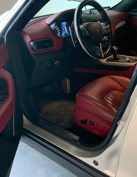 2018 Maserati Levante - Image 3 of 10