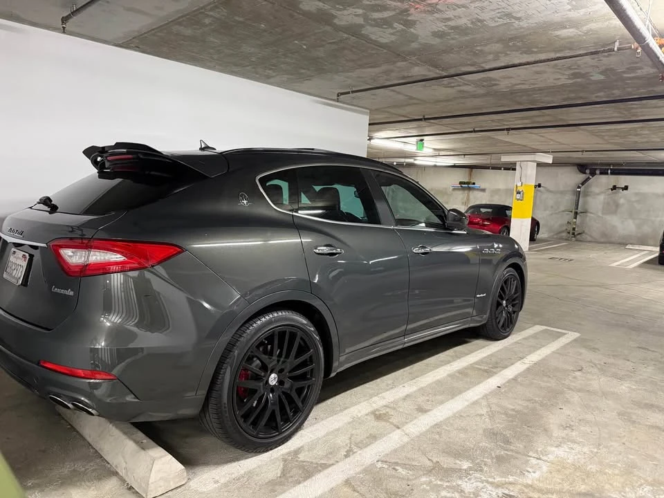 2018 Maserati Levante - Image 2 of 13
