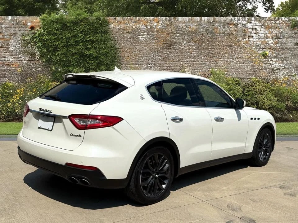 2018 Maserati Levante - Image 7 of 20